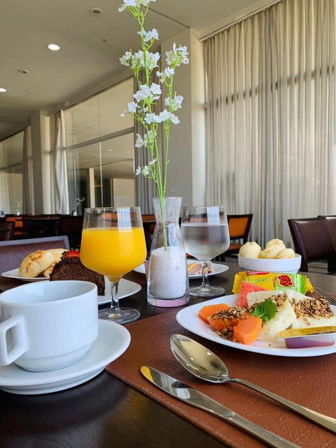 סאו ז'ואה דה מריטי Nobile Inn Dutra Rio De Janeiro מראה חיצוני תמונה