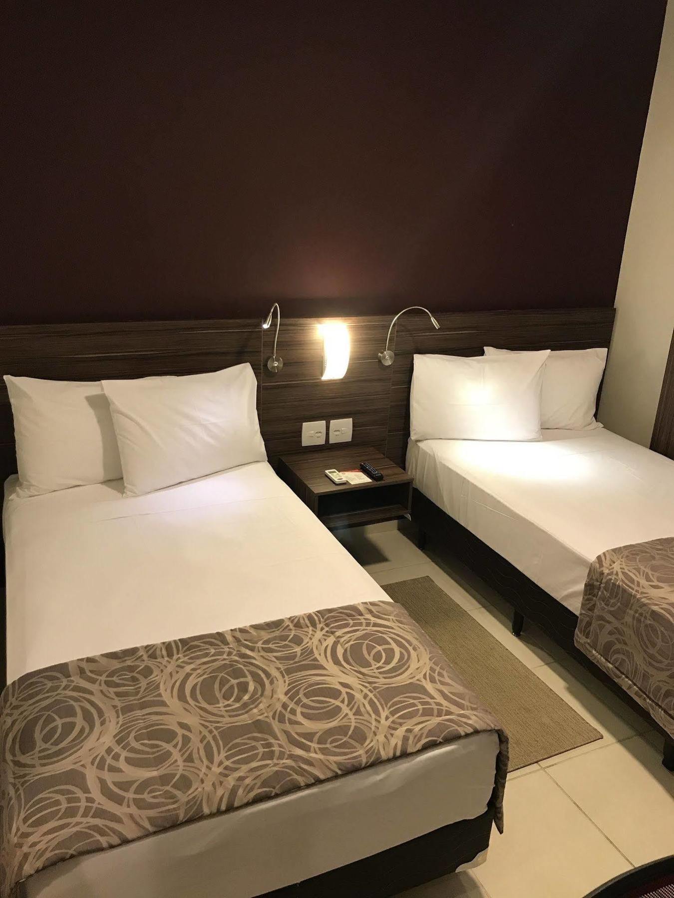 סאו ז'ואה דה מריטי Nobile Inn Dutra Rio De Janeiro מראה חיצוני תמונה